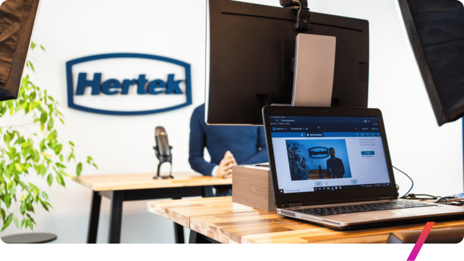 Hertek 6 jaar na hack blog header.png