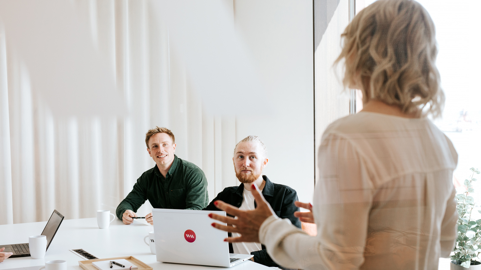 Vad-är-omnichannel-och-hur-gynnar-det-er-kundservice_16-9.jpg